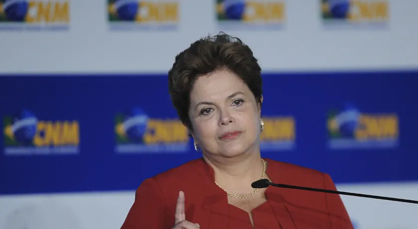 Presidenta Dilma deseja feliz Dia das Mães em redes sociais
