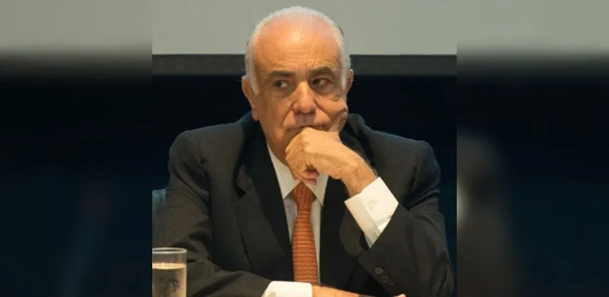 FORAGIDO: Ex-ministro dos transportes, Antônio Carlos Rodrigues se entrega à PF em Brasília