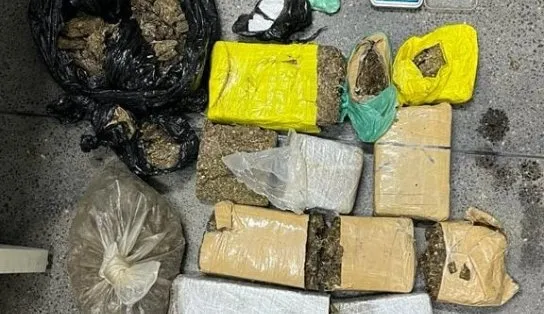 Polícia Militar apreende maconha e cocaína no "Inferninho", em Jequié