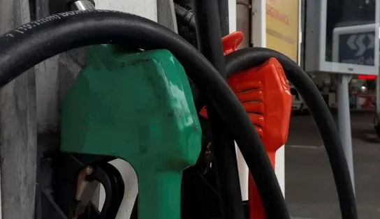Bolsonaro diz que ficou sabendo de nova intenção da Petrobras de aumentar combustíveis nos próximos dias; "tudo de ruim cai no meu colo"