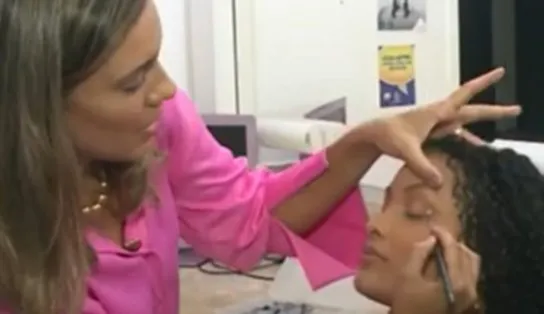 Maquiadora dá dicas práticas de make e cabelo para arrasar na festas de fim de ano 