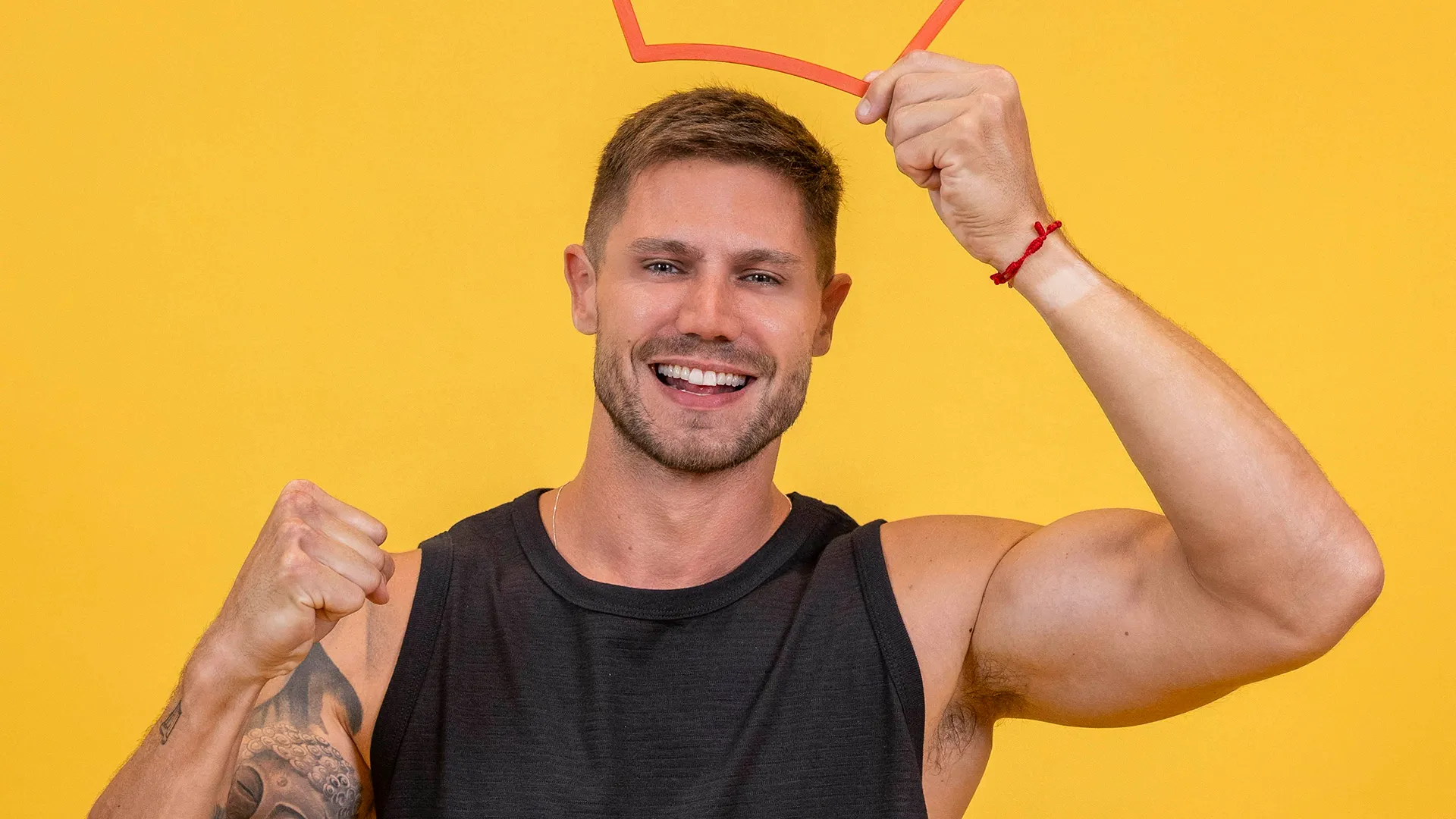 Jonas, do BBB 26, revela quais cirurgias estéticas já fez; veja