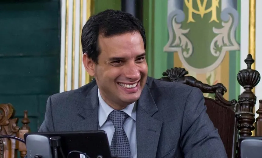 Leo Prates prevê luta com o Governo na Alba; “cumpra o estatuto da metrópole”