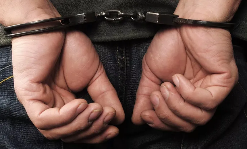 Suspeito de cometer estupros é preso pela polícia; vítimas eram atraídas por falsas vagas de emprego na internet