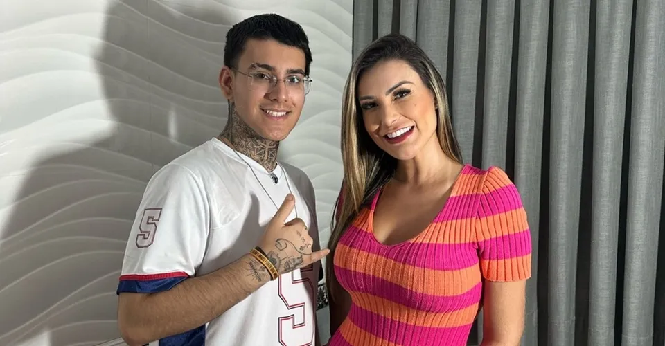 Filho de Andressa Urach volta a gravar vídeos adultos da mãe: 'Parceria muito boa'