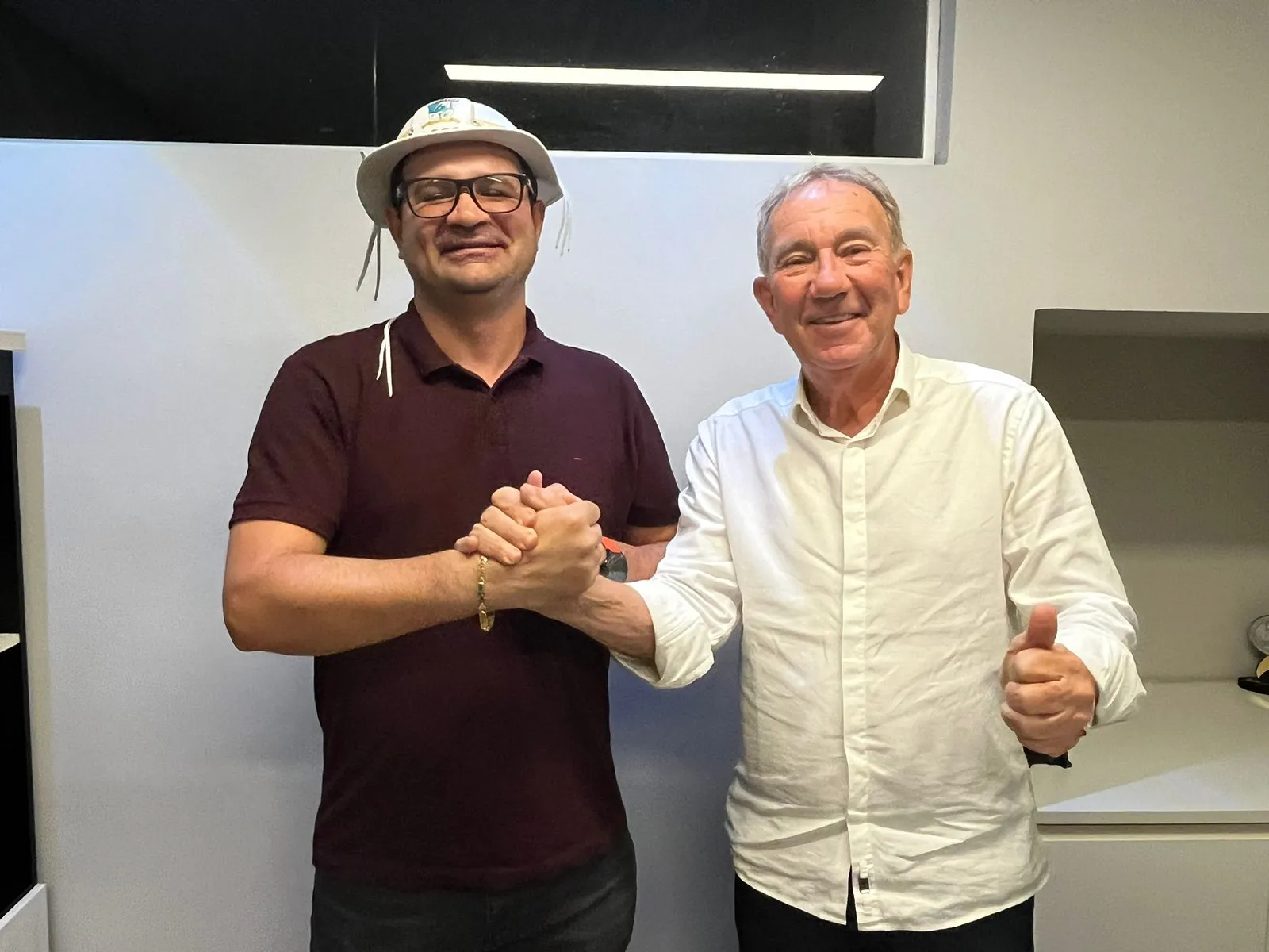 Prefeito de Várzea da Roça desiste de candidatura à UPB e declara apoio a Wilson Cardoso