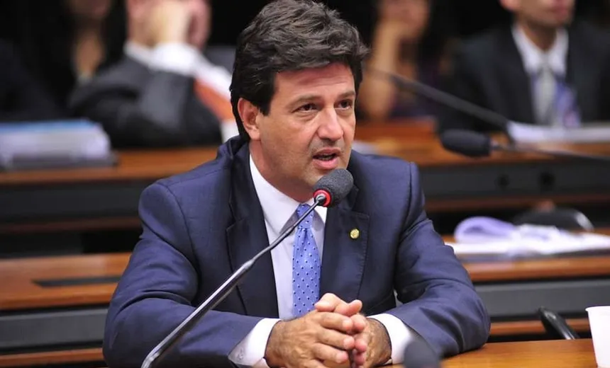 Programa ‘Mais Médicos’ vai ser revisto, afirma futuro ministro da Saúde