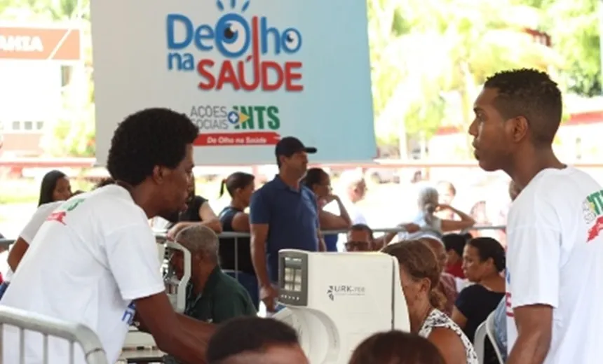 Bairro de Itapuã recebe atendimentos oftalmológicos gratuitos nesta quinta-feira
