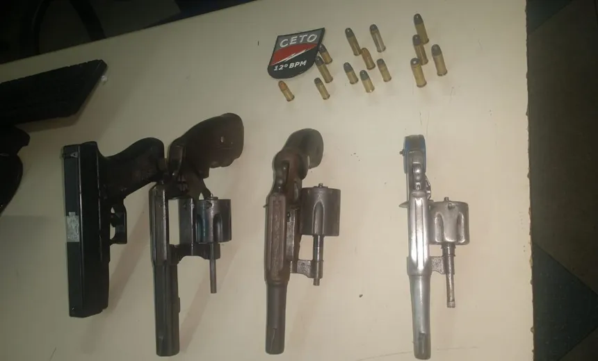 Trio é preso em flagrante portando armas de fogo em Camaçari
