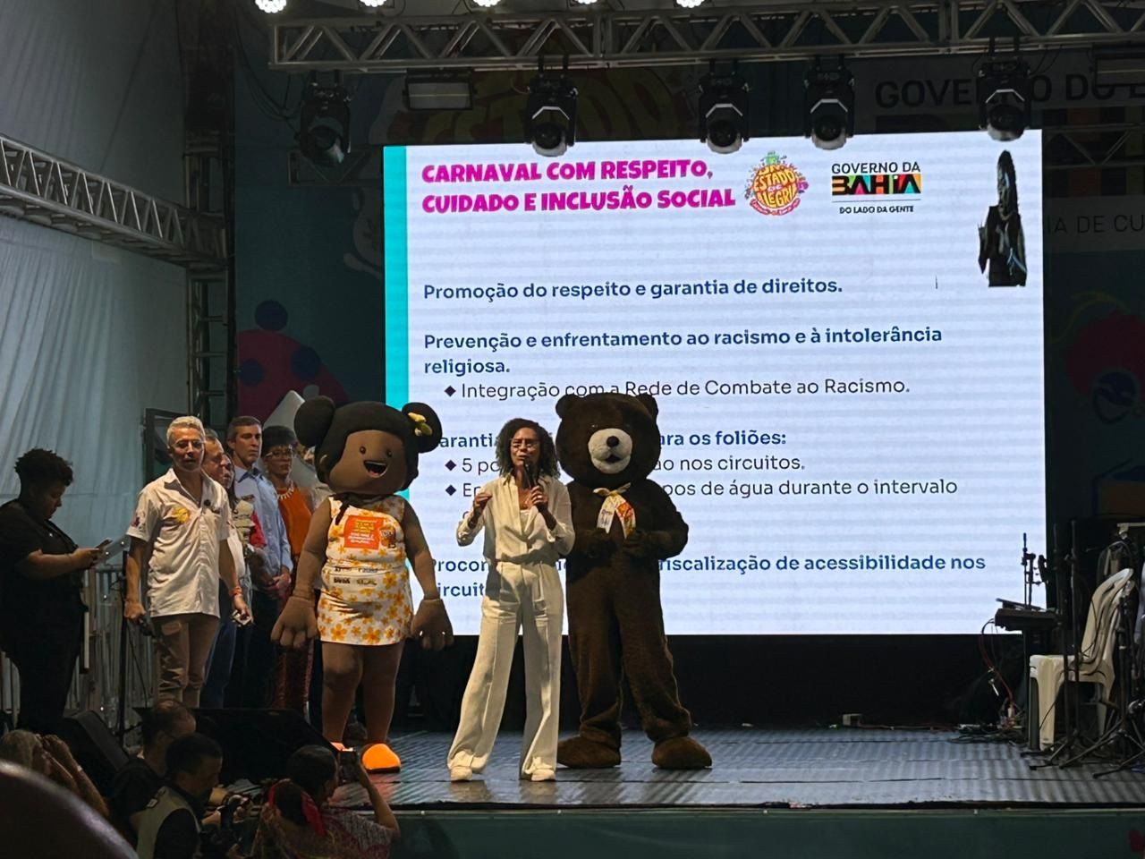 'lulu Alerta' E 'ursinho Atento'