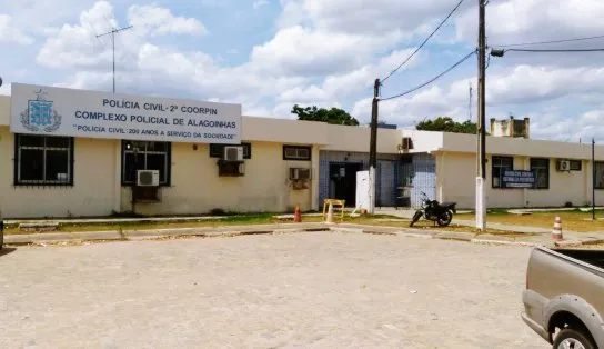 Dupla é presa após matar cachorro e comer a carne do animal na Bahia; crime foi gravado e divulgado nas redes