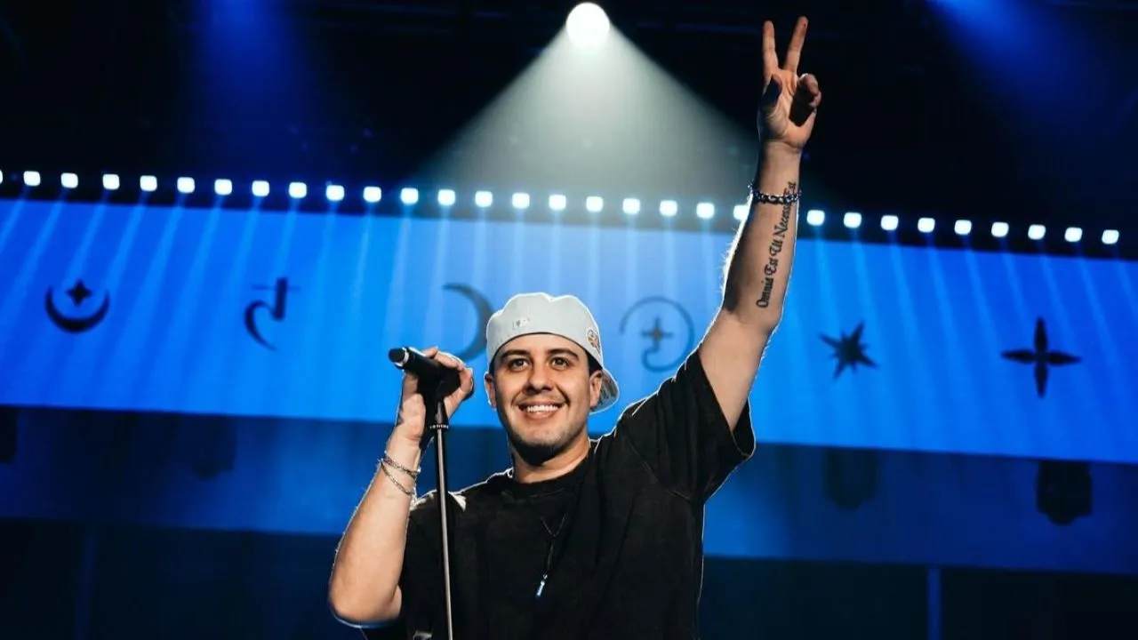 Bruno Diegues cancela show com Léo Santana após ser internado com apendicite