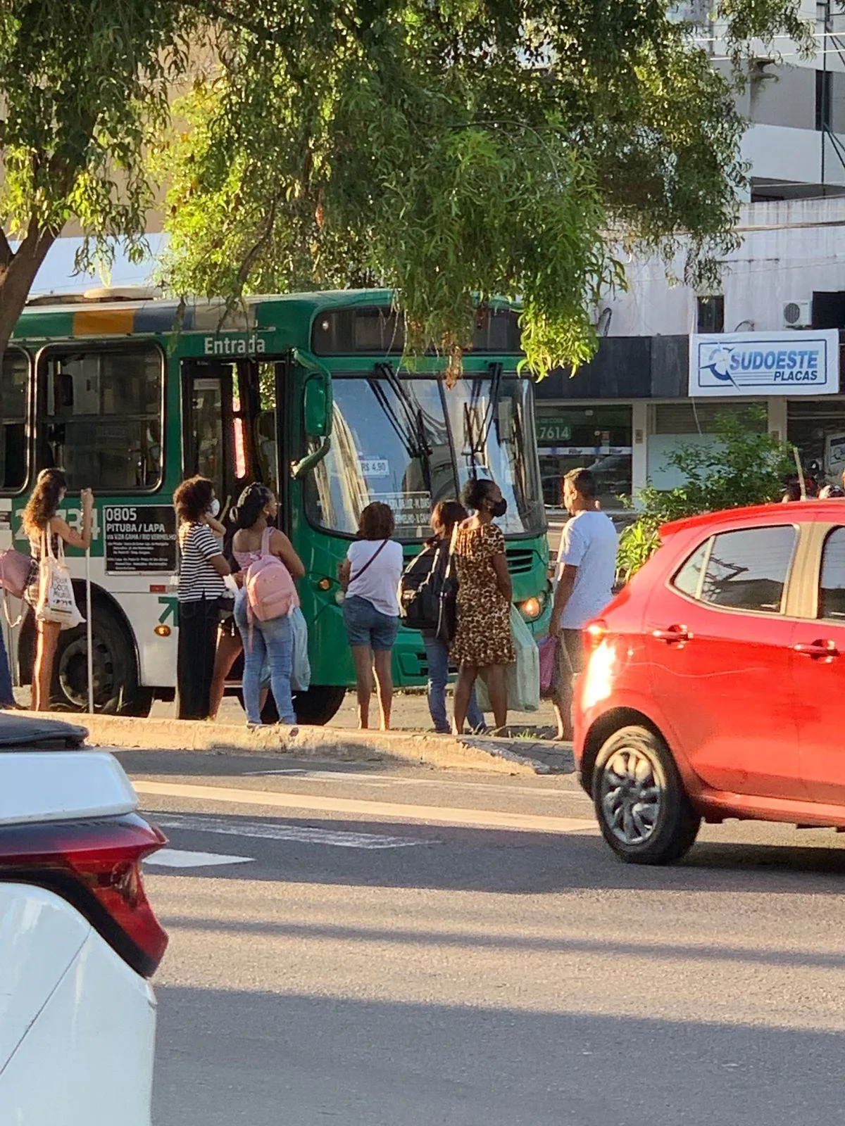 Rodoviários de Salvador confirmam greve e ônibus param de circular na semana que vem