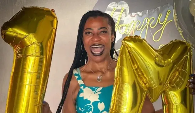 Influenciadora Claudia Sousa denuncia ofensas e xenofobia em bar no Rio de Janeiro