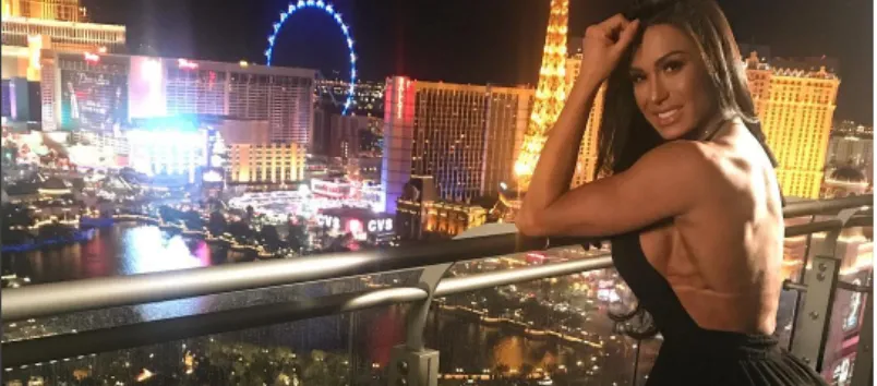 Gracyanne Barbosa posa de calcinha em varanda de hotel em Las Vegas e “quebra web”; Confira