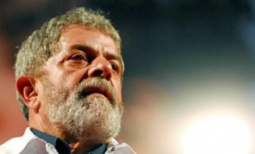 ‘NUNCA ANTES NA HISTÓRIA’: TRF-4 nega últimos recursos de Lula no caso tríplex