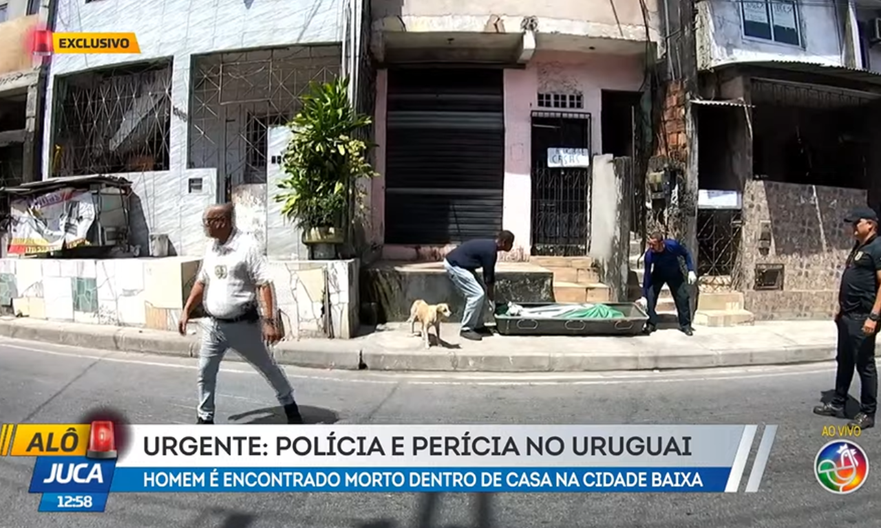 Homem é encontrado morto dentro de casa no bairro do Uruguai.Foto: TV Aratu 