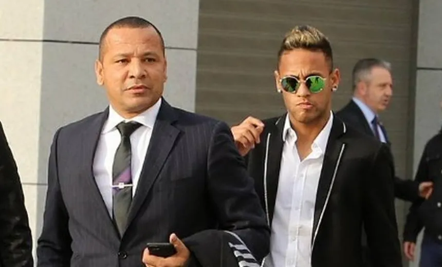 Cristiano Ronaldo e Neymar juntos na Juventus? Imprensa espanhola repercute possível parceria; confira