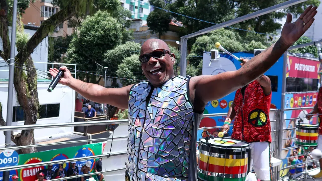 Olodum anuncia saída de Narcizinho após cantor optar por carreira solo