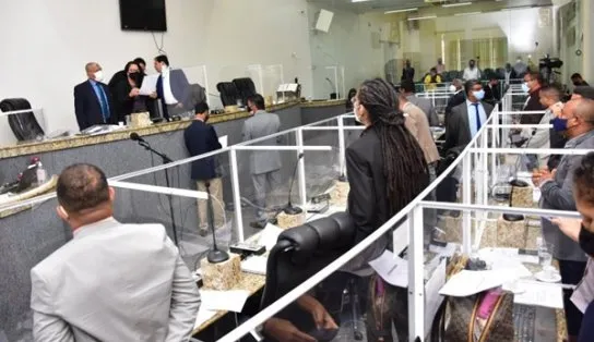 Vereadores de Feira de Santana decidem multar quem for flagrado sem máscara; valor será de R$ 300