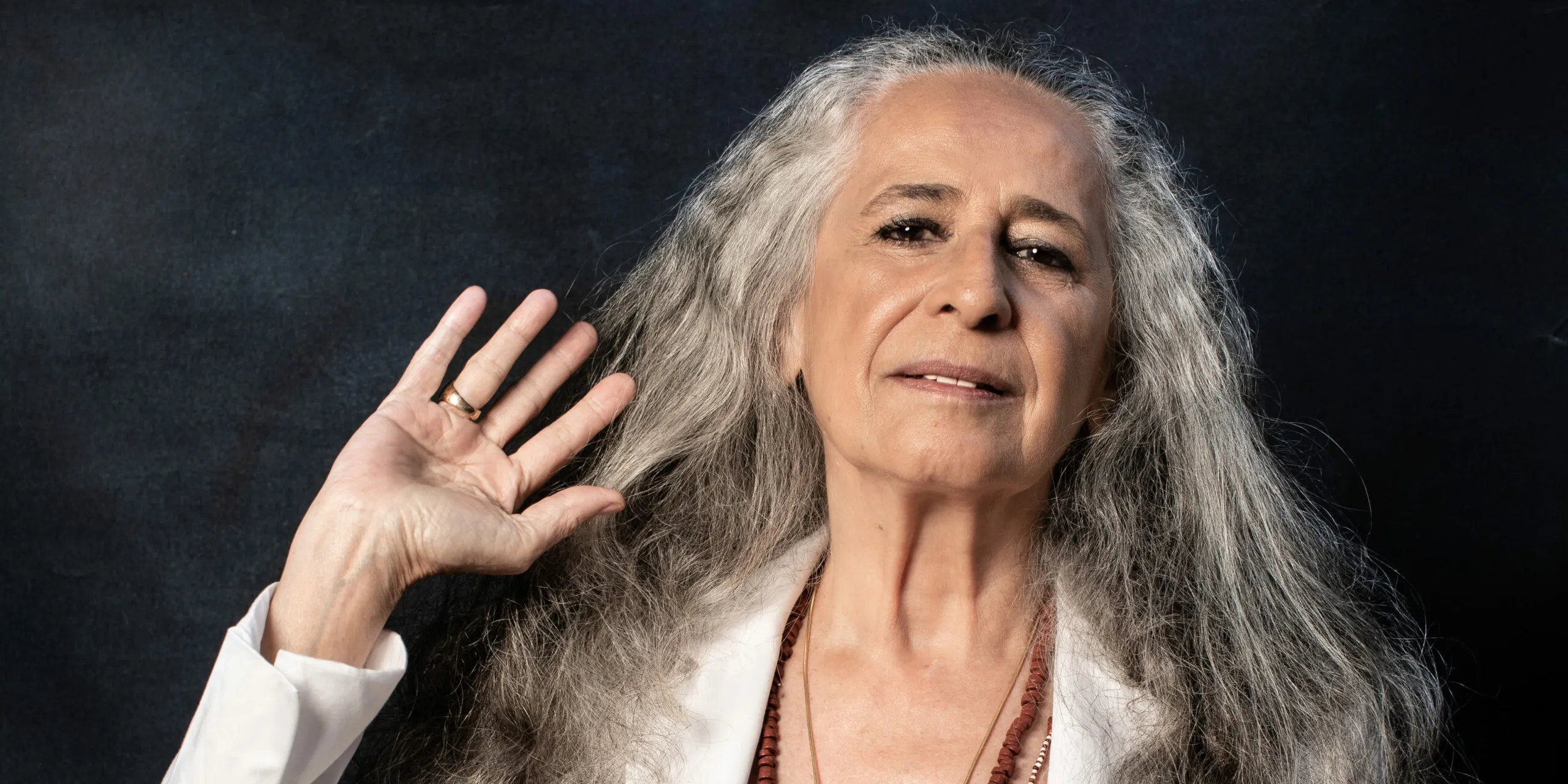 Ingressos para turnê de Maria Bethânia estão à venda; Salvador terá um show