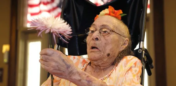 Mulher mais velha do mundo morre nos EUA aos 116 anos; outra americana assume posto