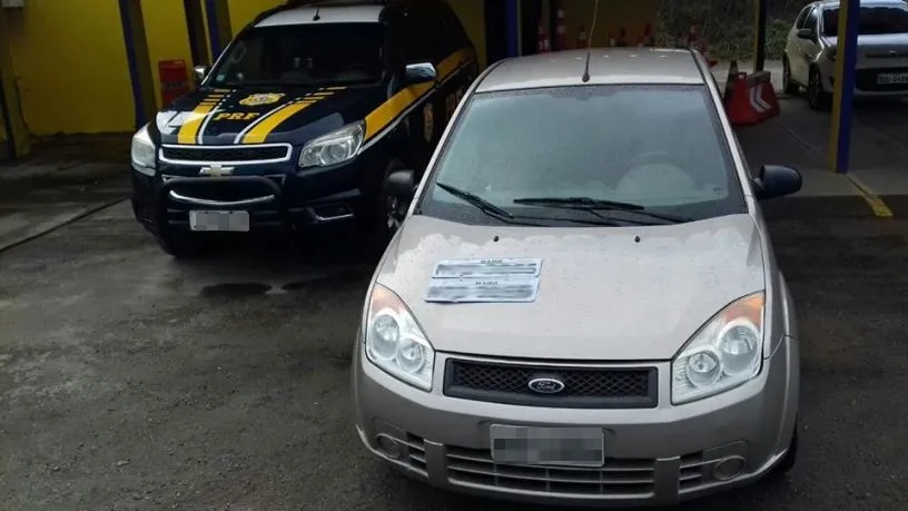 Polícia prende homem que iria “clonar” placa e recupera veículo roubado em Salvador