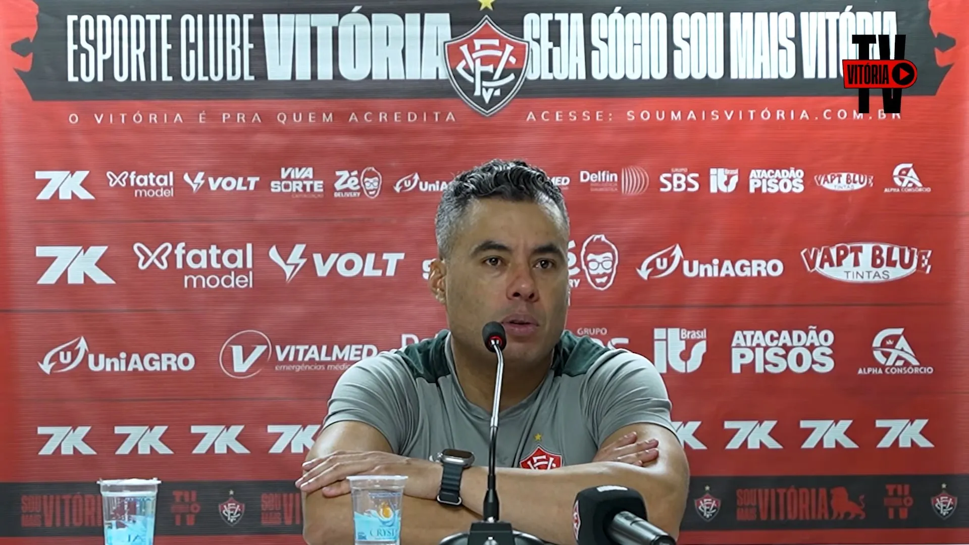 Jair Ventura celebra empate do Vitória: 'Contavam com nossa derrota'