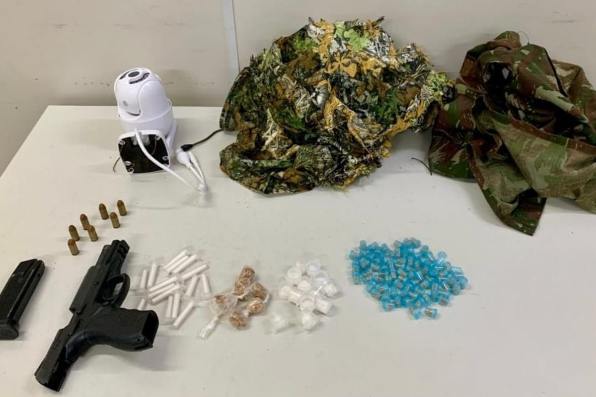 Drogas s&atilde;o apreendidas em Cajazeiras X. Foto: Divulga&ccedil;&atilde;o | DCS-PMBA