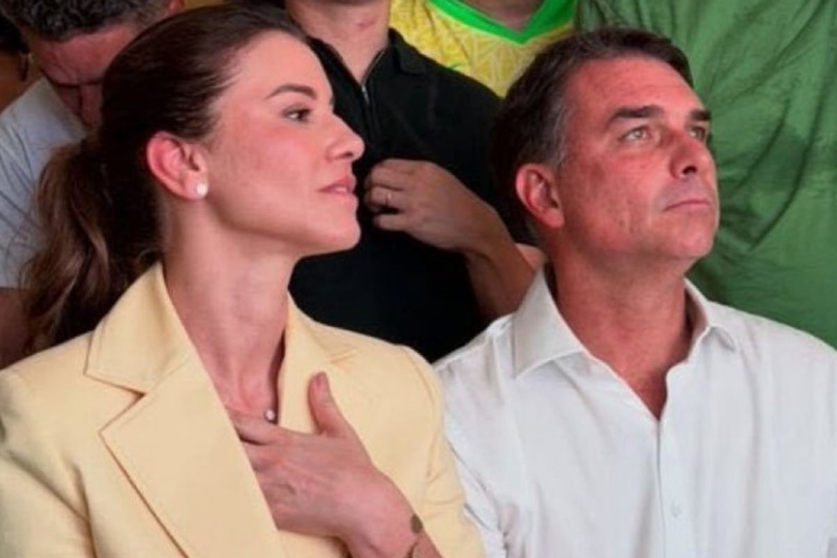 Fl&aacute;vio Bolsonaro chega aos EUA com a fam&iacute;lia. Foto: Reprodu&ccedil;&atilde;o