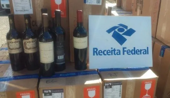 Mais de 600 garrafas de vinho que chegaram a Salvador de forma irregular são tiradas de circulação; valor da apreensão é de R$ 90 mil