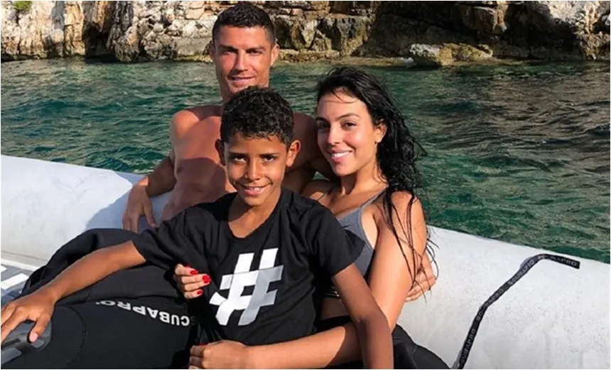 Cristiano Ronaldo deixa gorjeta de 20 mil euros a funcionários de hotel