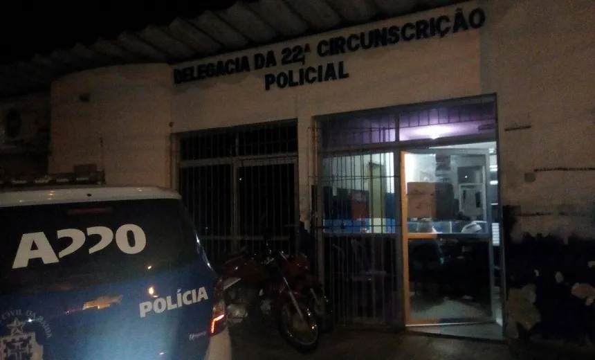 SIMÕES FILHO: Homem é preso após acusação de estupro contra enteada de 8 anos