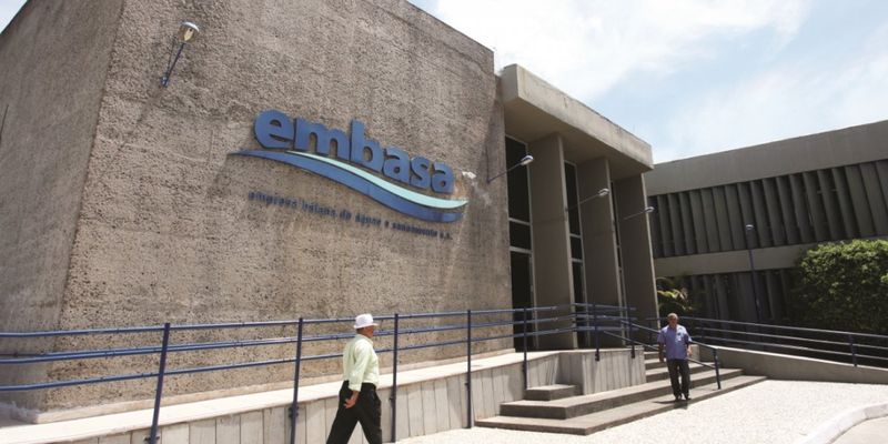 A Embasa beneficia 40 mil pessoas com água tratada no sertão baiano/Foto: Reprodução 