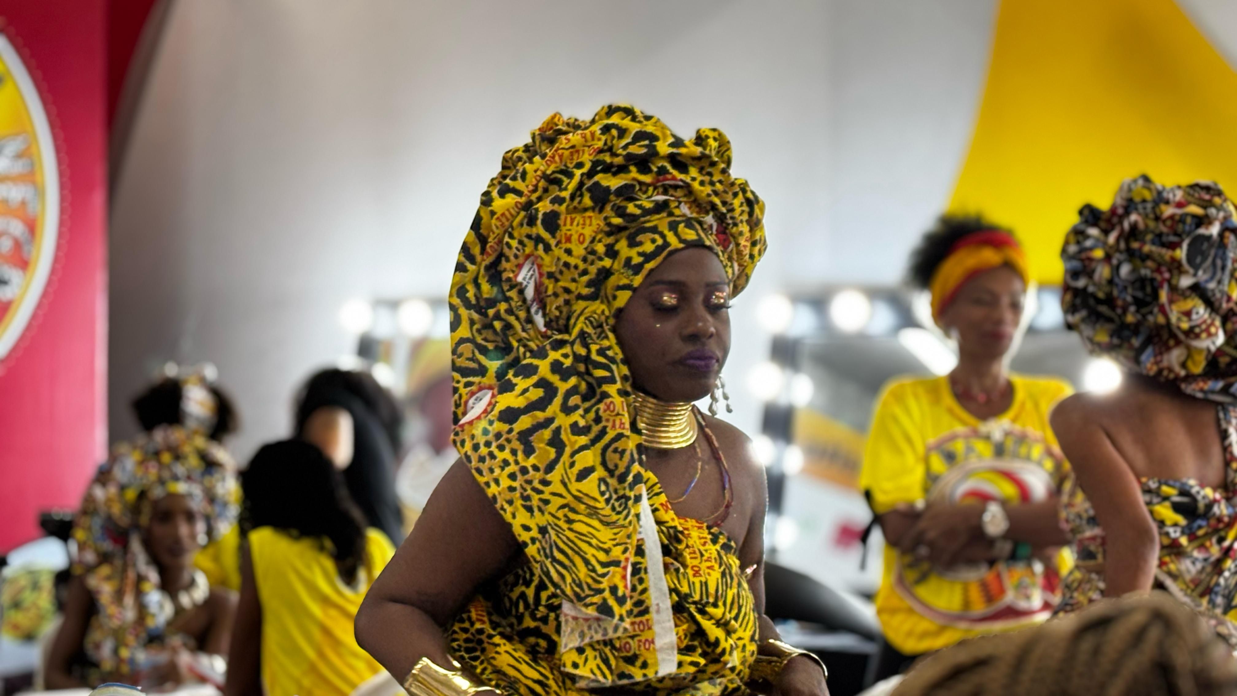 15 mulheres são finalistas para o título de Deusa do Ébano. Foto: Beatriz Lago 