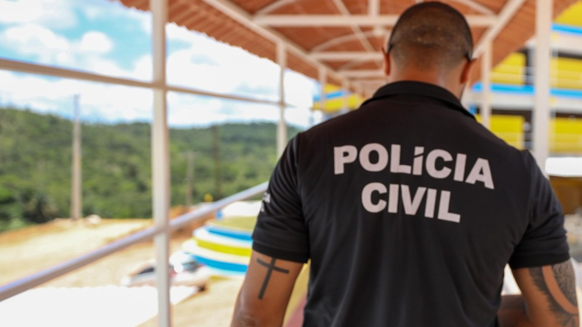 Vítima mudou de cidade para escapar das agressões do homem, que foi preso | Foto: Polícia Civil