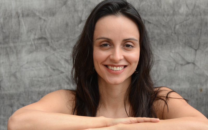 Aline Bei é uma das vozes mais potentes e originais da literatura contemporânea brasileira, reconhecida por sua prosa poética, experimental e intimista. | Foto: Reprodução