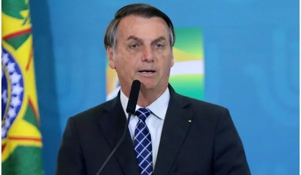 Bolsonaro sai do Alvorada e vai direto a Hospital das Forças Armadas; compromisso não estava na agenda oficial 