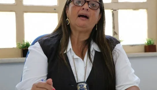 Maria Selma: relatório enviado à Justiça denuncia cinco crimes e aponta relação amorosa entre delegada e líder de grupo