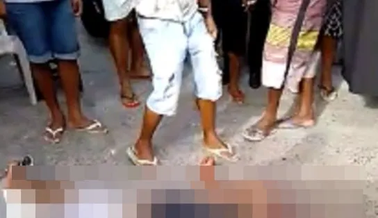 Tiros, pânico e correria são registrados na execução de homem na via principal da Liberdade; mulher fica ferida na ação