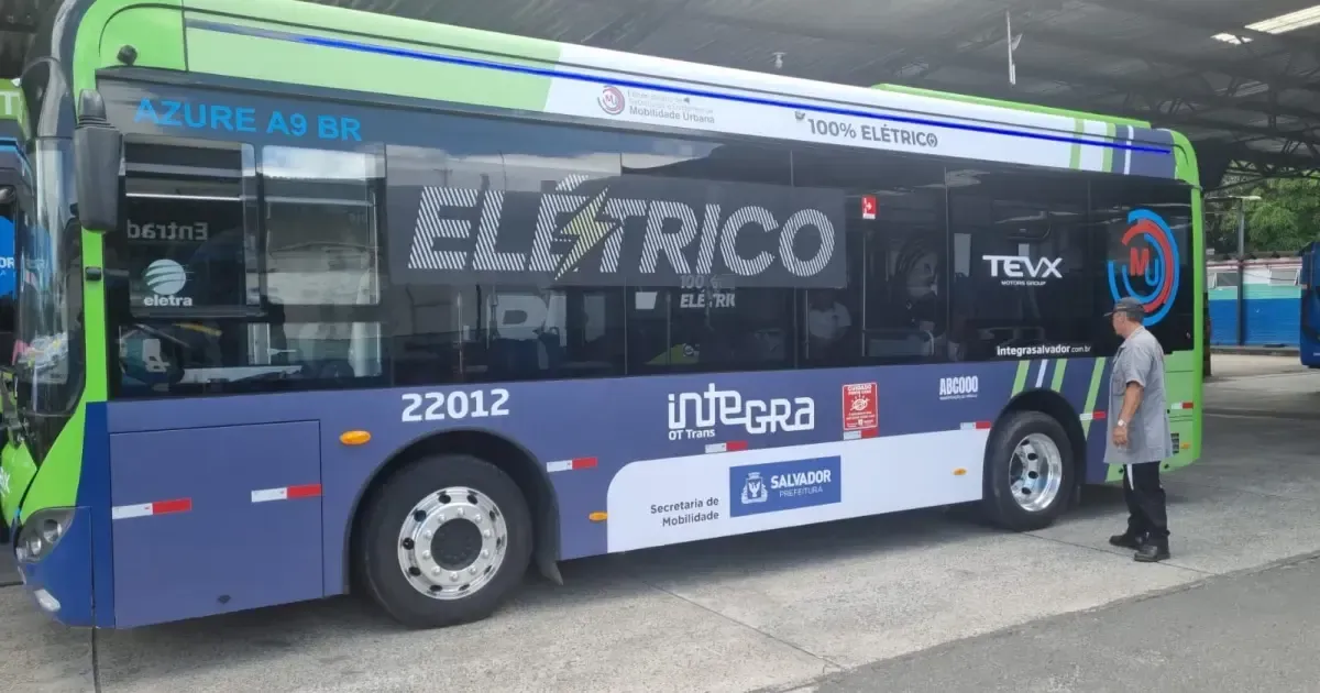 Semob amplia período de testes do ônibus elétrico no Centro Histórico