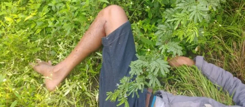 ABORDAGEM SUSPEITA: Jovem de 22 anos morre com tiro de escopeta nas costas em Feira de Santana