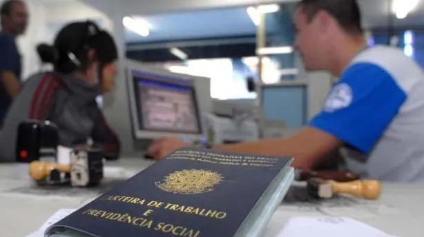 A partir de hoje, empregador terá de pedir seguro-desemprego pela internet