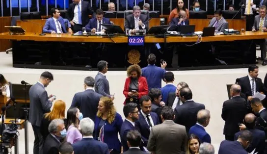 PEC da Transição: Veja votos dos deputados baianos no 1º turno da votação