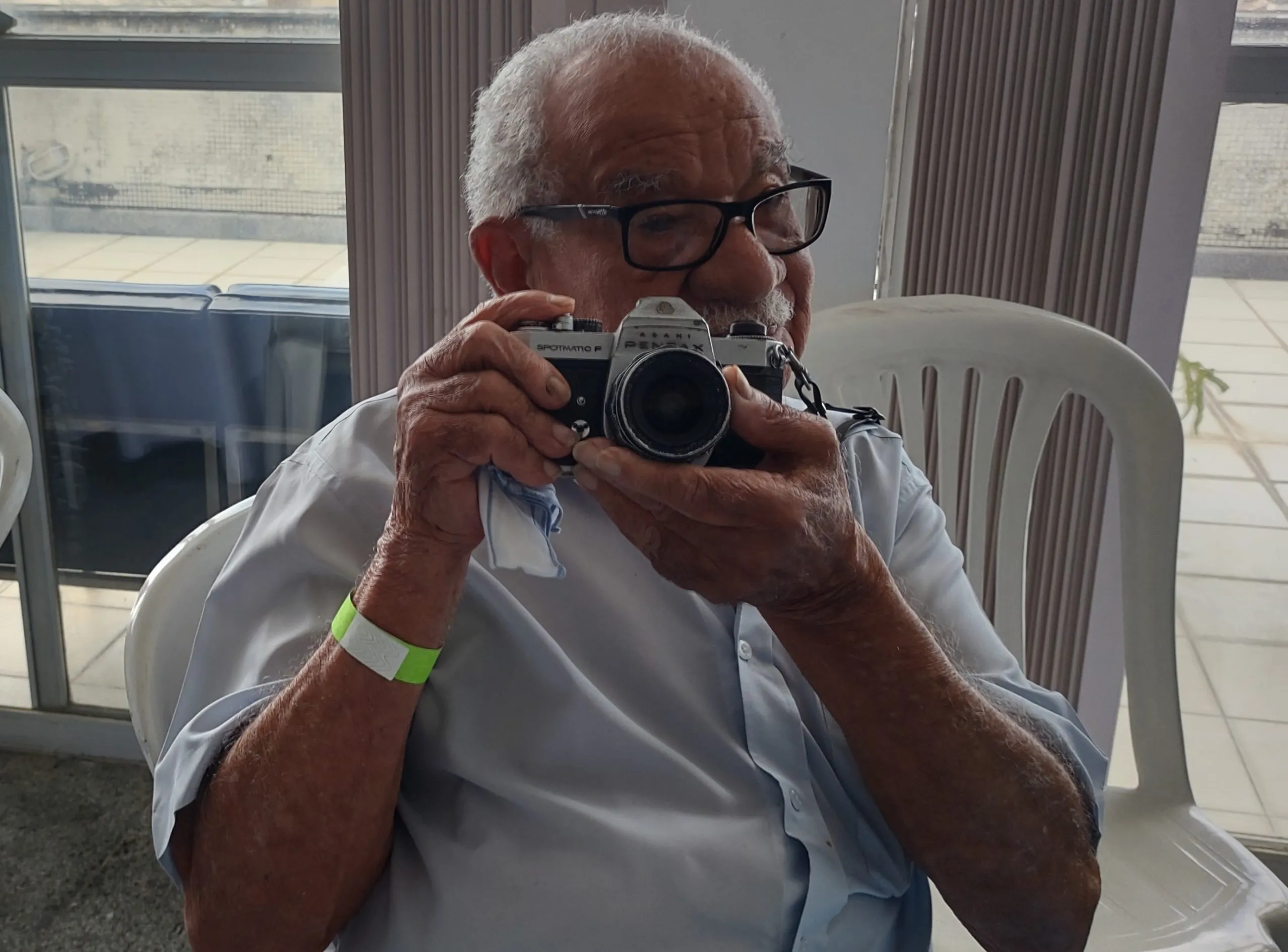 Morre, aos 95 anos, o fotojornalista baiano Anízio Carvalho