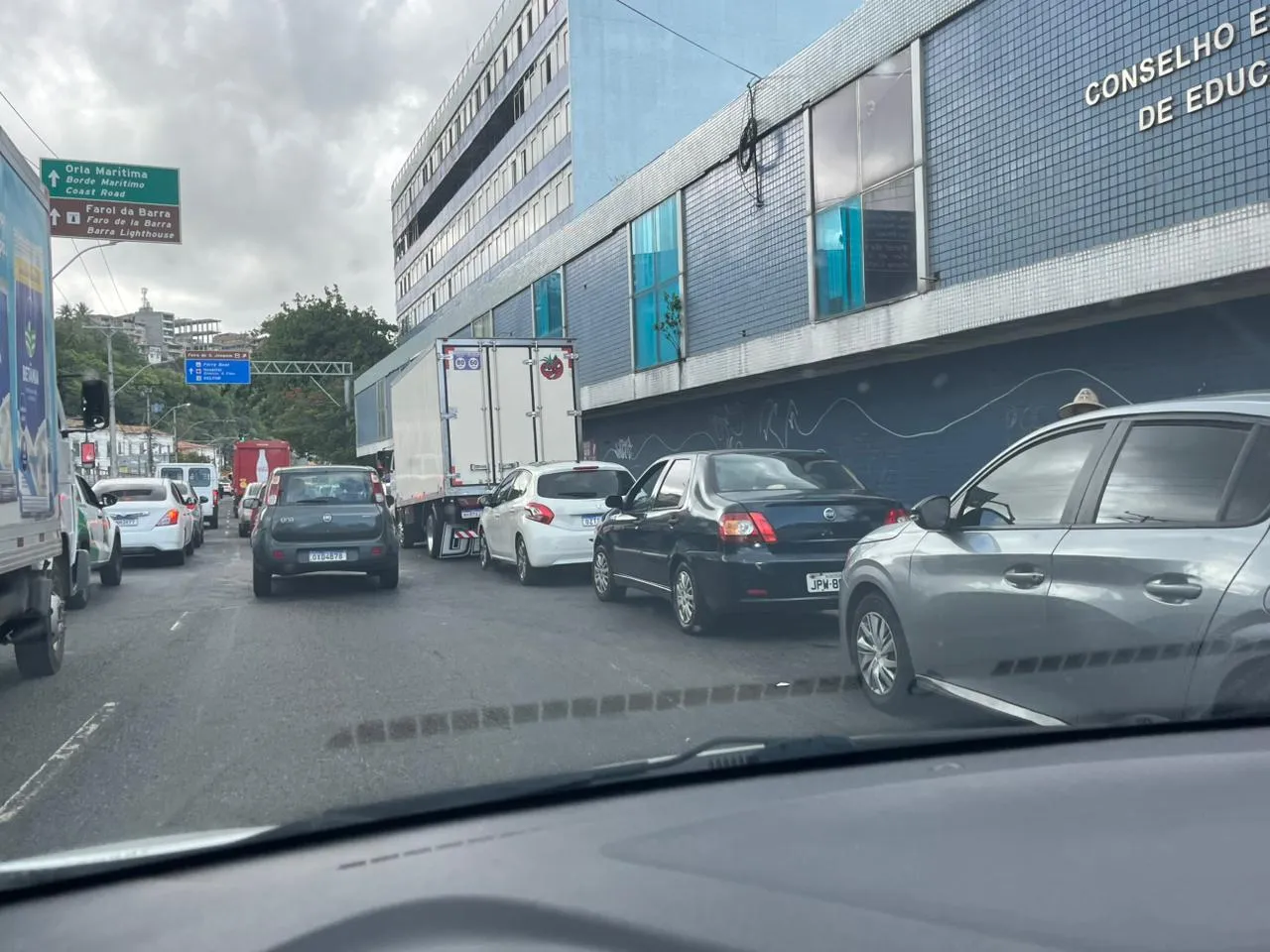 Ferry-boat: espera na fila chega a três horas; confira funciomento