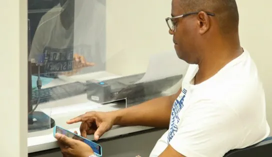 Prefeituras-bairro disponibilizam Wi-Fi gratuito para a população; processo deve ser finalizado em fevereiro 
