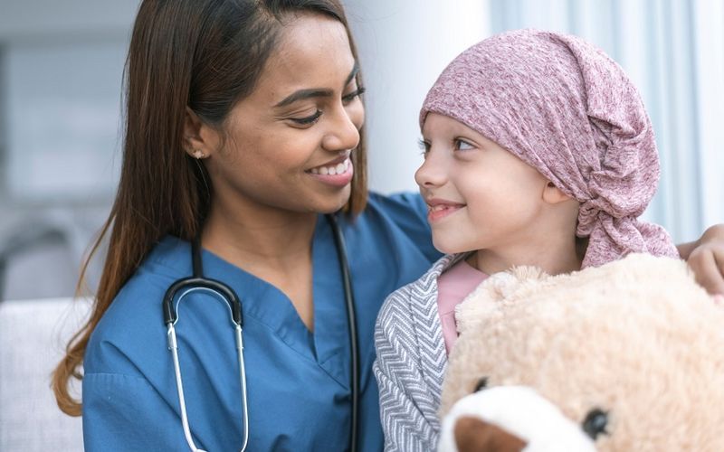 No McDia Feliz 2026, os recursos v&atilde;o ajudar na manuten&ccedil;&atilde;o de exames oncol&oacute;gicos fundamentais para o acompanhamento de crian&ccedil;as e adolescentes/Foto: Reprodu&ccedil;&atilde;o&nbsp;