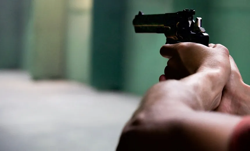 Policial Militar é baleado ao fazer ronda no bairro de Santa Cruz