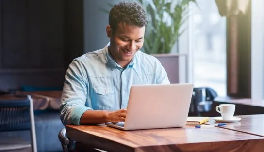 Empresa abre inscrições em bolsas de estudo de intensivão de tecnologia 